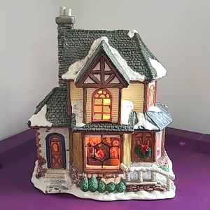Lemax  style Carole Towne collection Christmas Village house